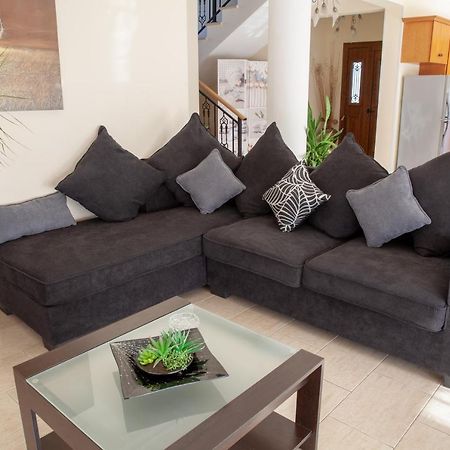 Villa Paradise Paphos 外观 照片