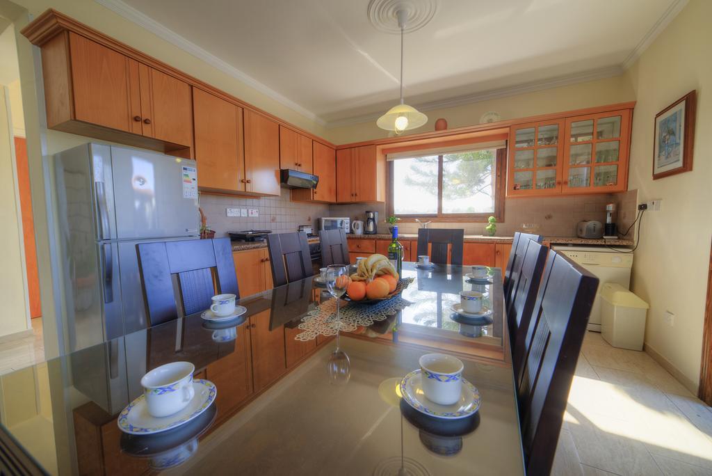 Villa Paradise Paphos 客房 照片